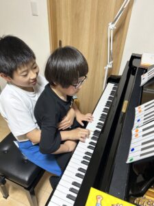 ピアノ　小学生