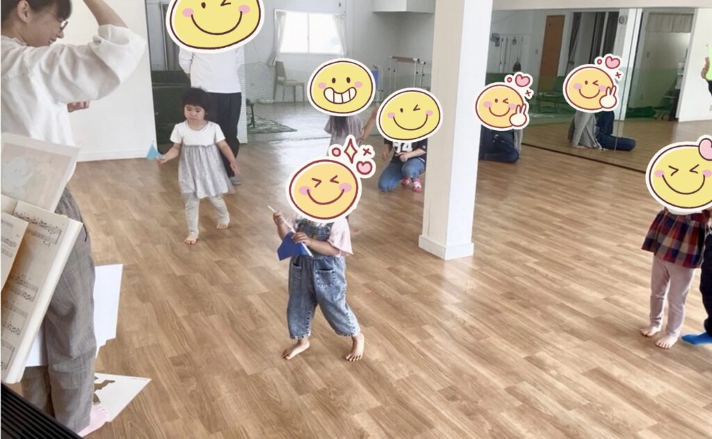 幼稚園のリトミックと、教室のリトミック。何が違うの？🎵